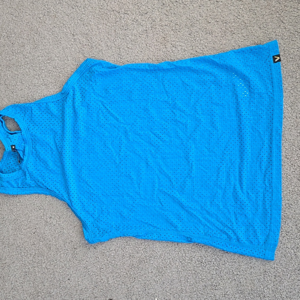 Tank top - Picture 3 of 4
